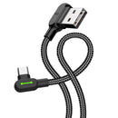 Mcdodo CA-5281 Vinklad USB C till vinklad USB A kabel för synkning och snabb laddning, med LED, svart, 1,2m